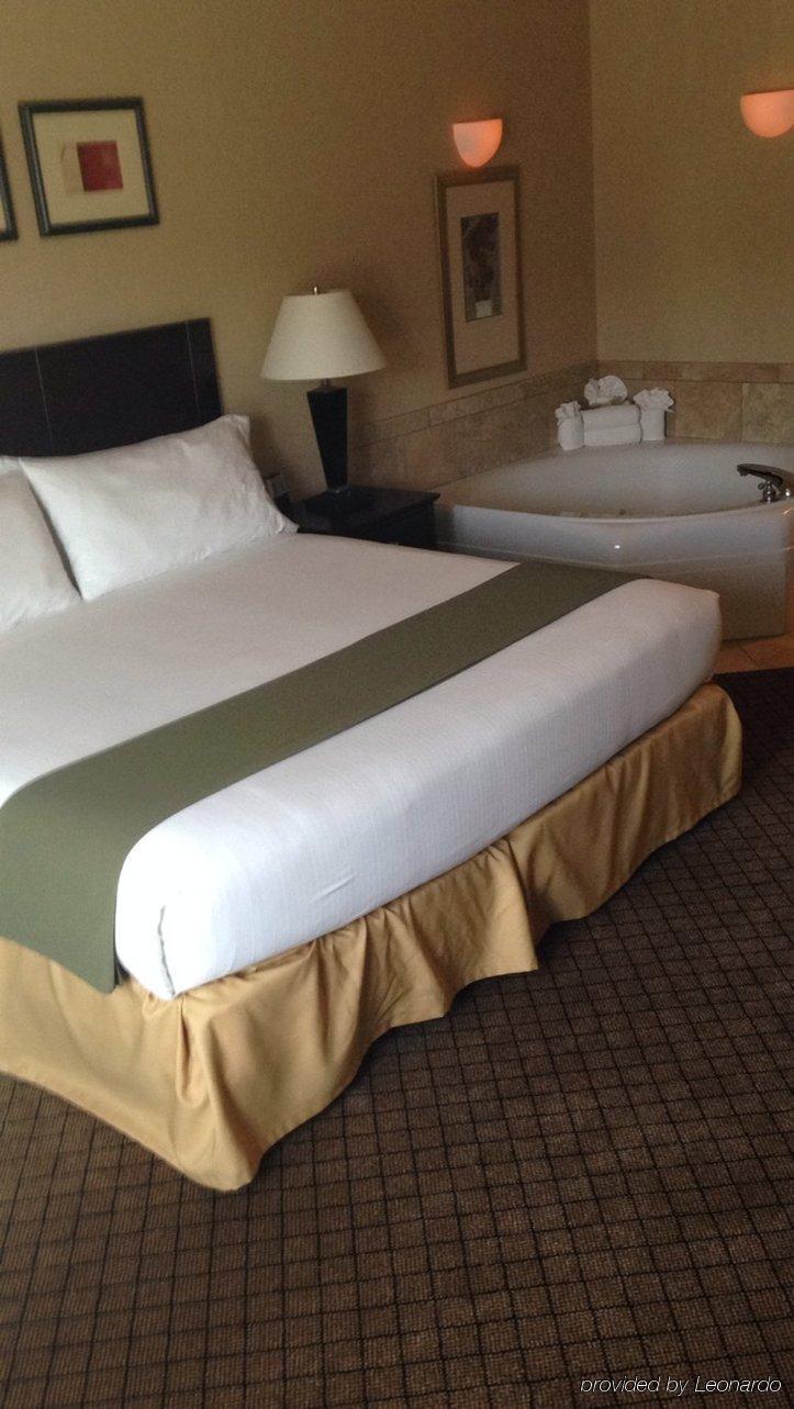 Holiday Inn Express And Suites Sumner By Ihg Zewnętrze zdjęcie